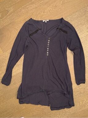 gimmicks by BKE Navy Long-Sleeve Henley with Lace Insets